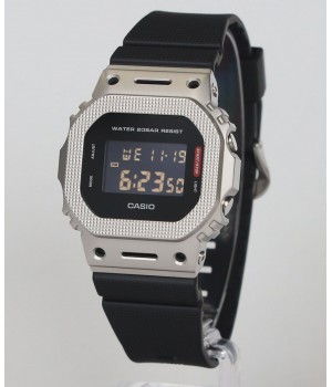 Casio G-Shock Digital GM-5600M-1JF