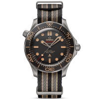 Omega Seamaster Diver 300M Master Chronometer 007 Edition 210.92.42.20.01.001