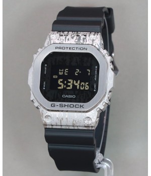 Casio G-Shock Digital Grunge Camouflage Series GM-5600GC-1JF