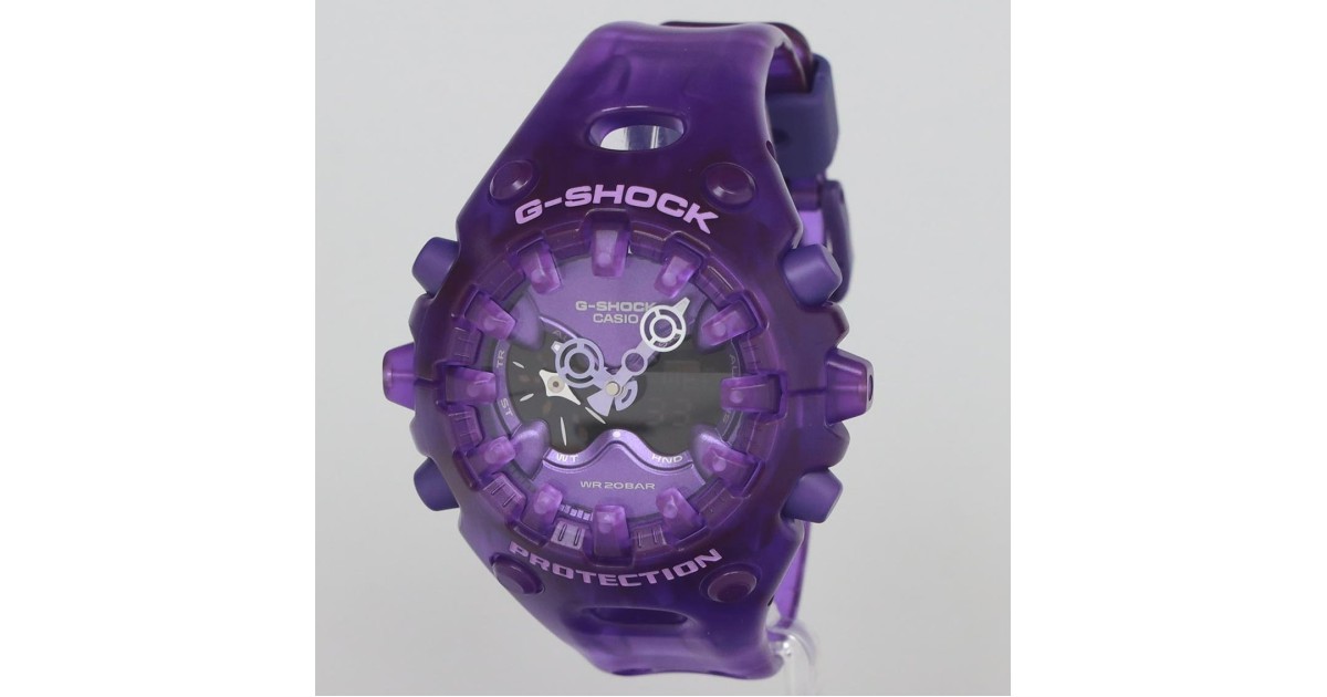 Casio G-Shock Analog-Digital GA-V01SKE-6AJF | Sakurawatches.com