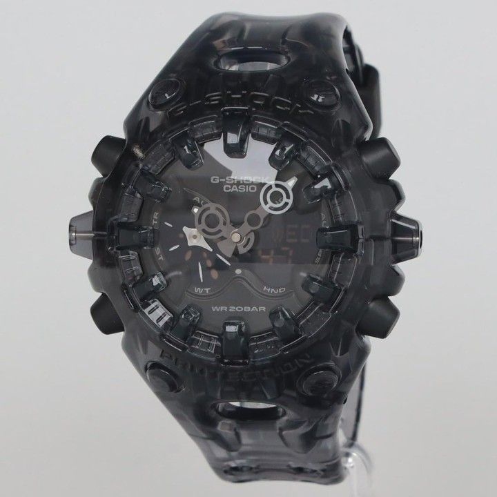 Casio G-Shock Analog-Digital GA-V01SKE-8AJF