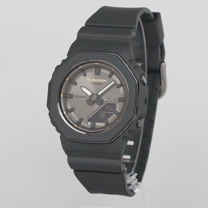 Casio G-Shock Analog-Digital Women GMA-P2126W-8AJR