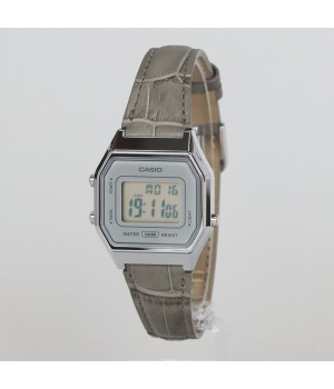 Casio Classic LA680WEL-8A2JF